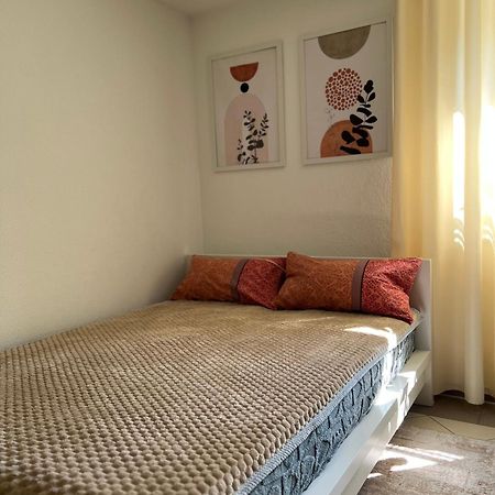 Einzimmer Apartment Niefern-Oeschelbronn ภายนอก รูปภาพ